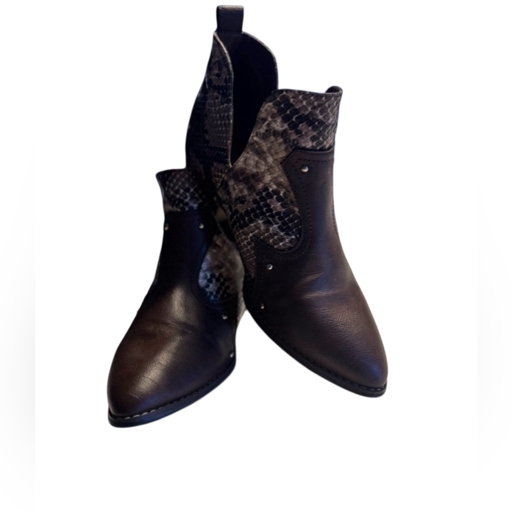 Snakeskin Patterned Brown Ankle Boots Western Boho Chic Size 10M